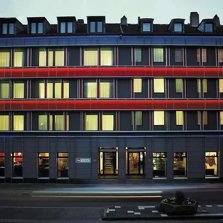 Ferrotel - Partner Of Sorat Hotel 3*