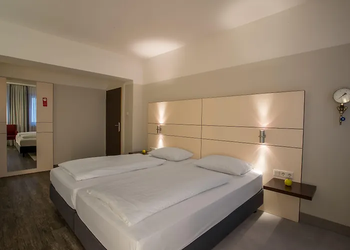 弗洛特尔杜伊斯堡索拉塔酒店